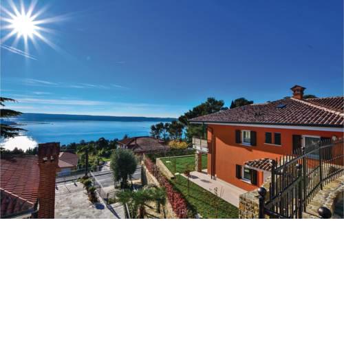 One-Bedroom Apartment in Portoroz