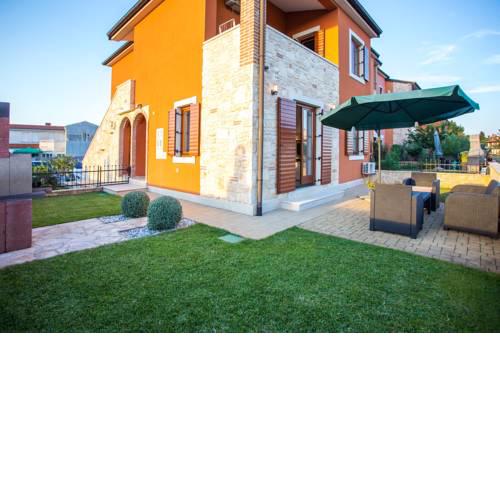 One-Bedroom Apartment in Pula/Istrien 17492
