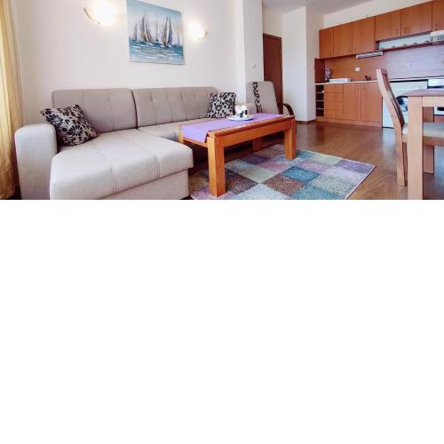 One Bedroom Apartment with Pool View
