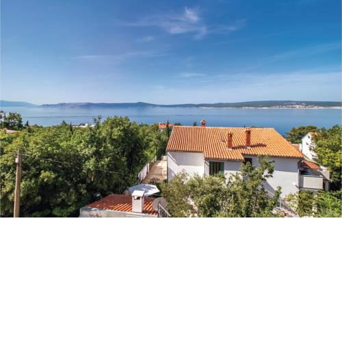 One-Bedroom Apartment with Sea View in Crikvenica
