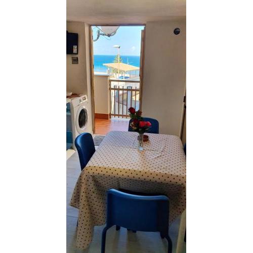One bedroom appartement at Alcamo 150 m away from the beach with sea view furnished terrace and wifi