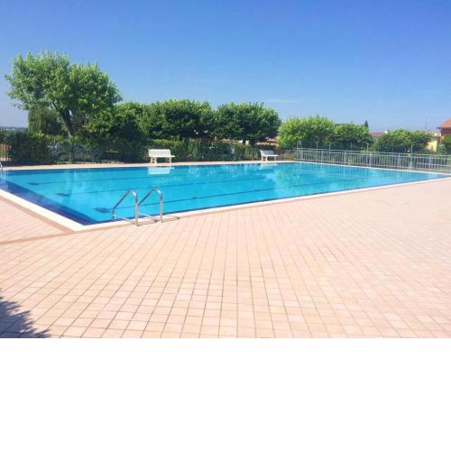 One bedroom appartement at Pacengo 500 m away from the beach with shared pool furnished terrace and wifi