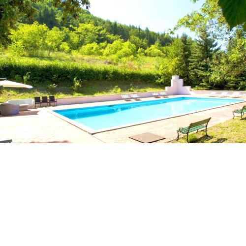 One bedroom appartement with shared pool furnished terrace and wifi at Fabriano