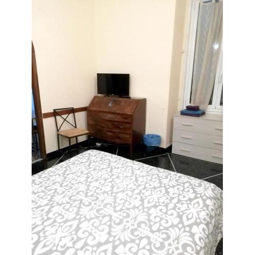 One bedroom appartement with wifi at Genova