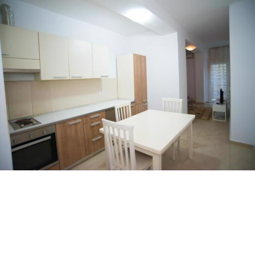 One Bedroom APT (Rezidenca Kodra e Diellit 1)