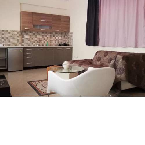 One bedroom cozy apartment near metro and center