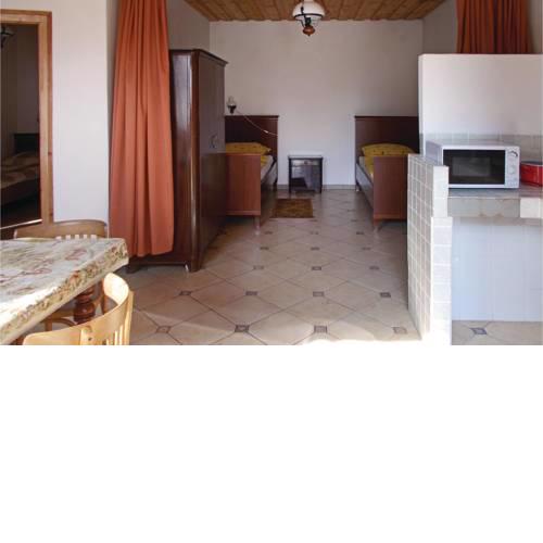 One-Bedroom Holiday Home in Kisszekely