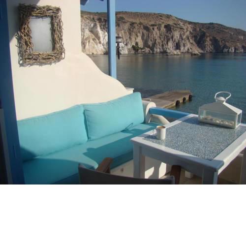 Oneiro Beach Bungalow Studio