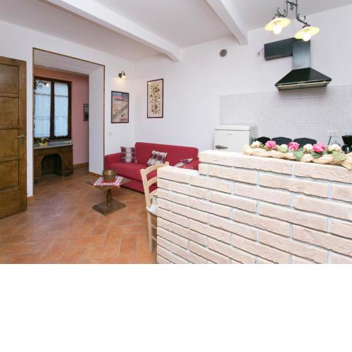 Only 10 metres from the shores of Lake Maggiore