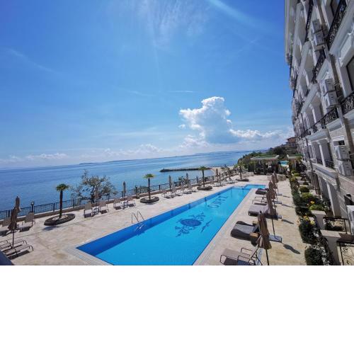 Onyx Private Apartments