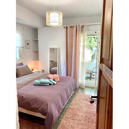 Opal Country Gem beach side