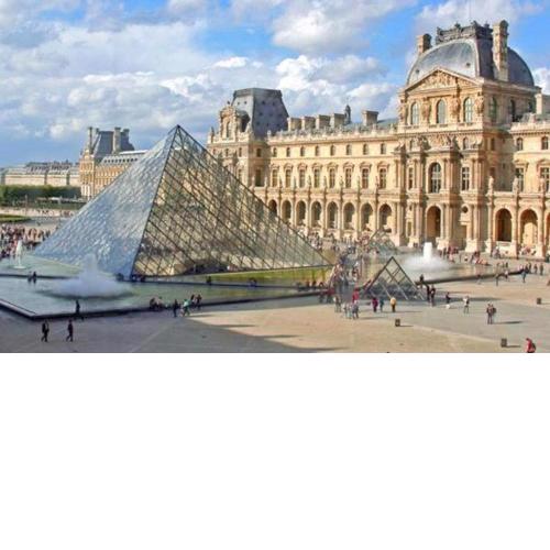 Opera Louvre Holiday Apartment
