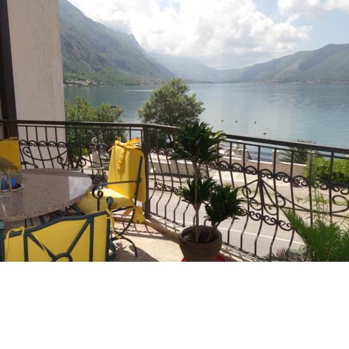 Orahovac Exclusive Apartment