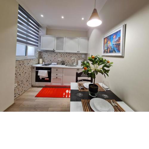 Orange Apartment Tirana 9/B