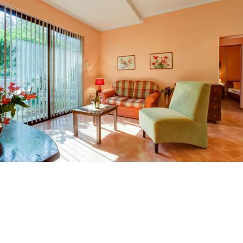 Orange Dream Apartment