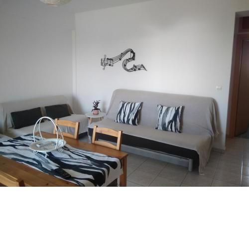 Orange grove view apartment
