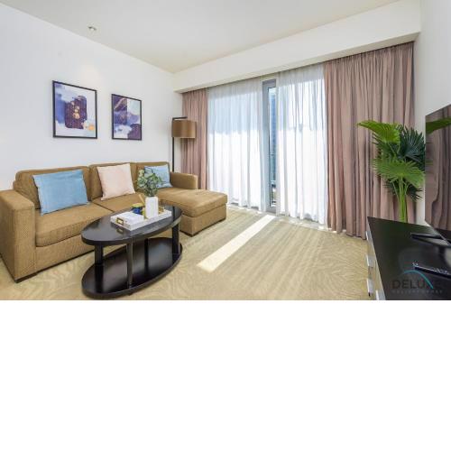 Ornate 1BR in The Address Residences Dubai Marina by Deluxe Holiday Homes