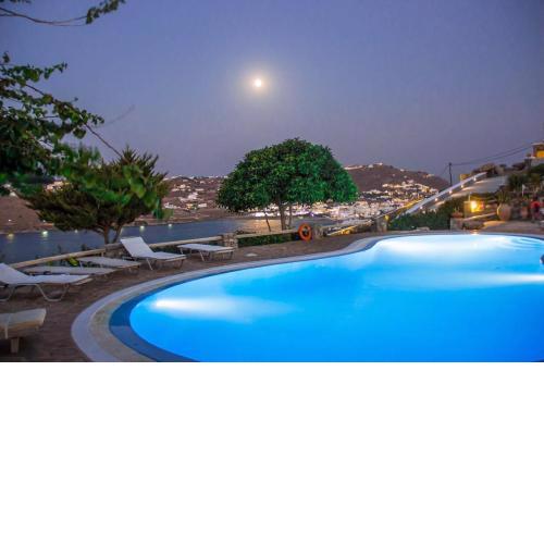 Ornos/Pouli private apartments w shared swimming pool