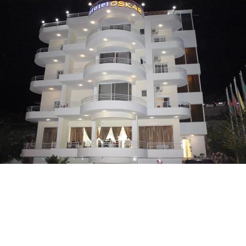 Oskar Hotel