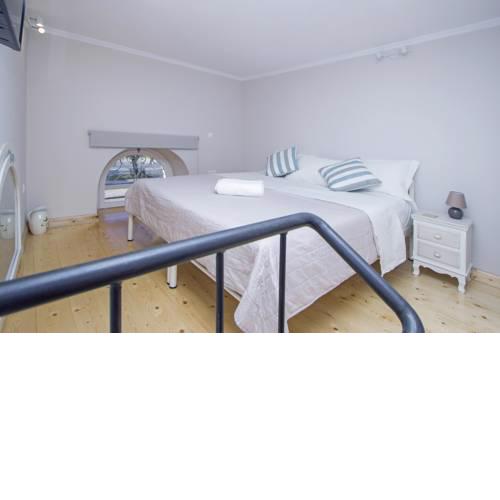 Ostria Corfu Old Town Apartment