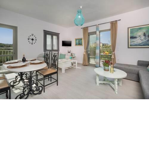 Ostria Sea Breeze Apartments