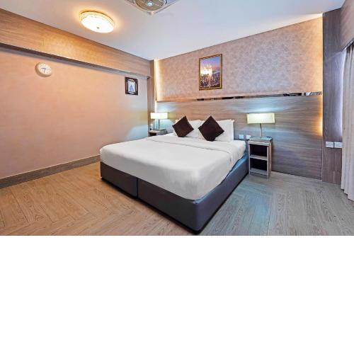 OYO 338 Transworld Hotel