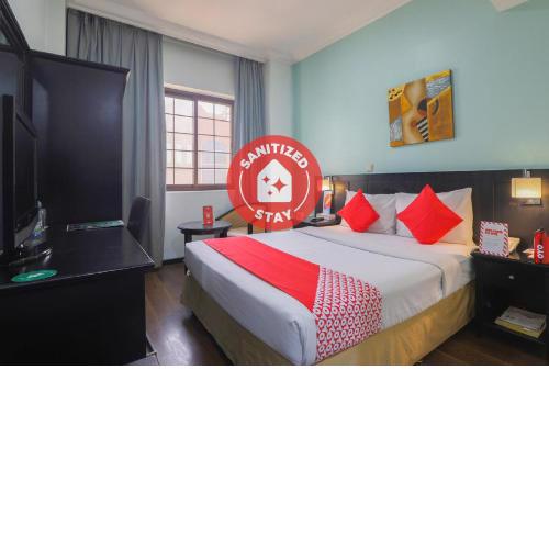 OYO 367 Eureka Hotel