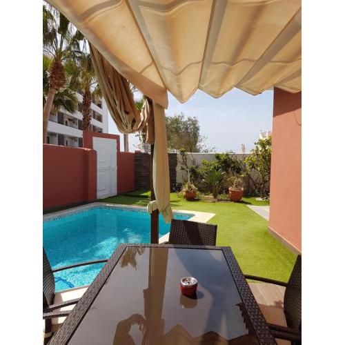 Сozy villa with a heated swimming pool