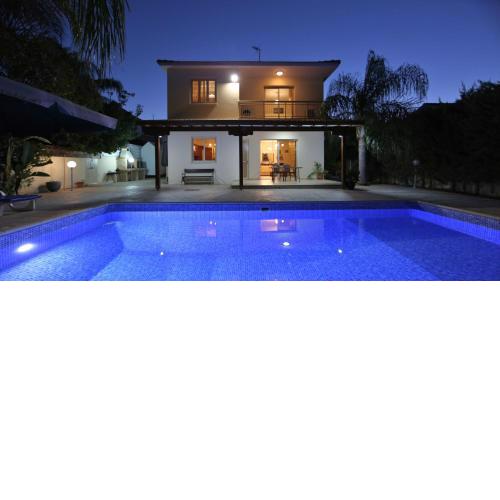 P.A. Villa Mazotos
