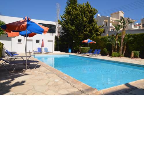 Pafia Sunbeach Townhouse