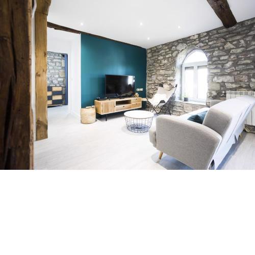 PAGOA by smiling rentals