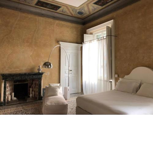 Palazzo Albricci Peregrini