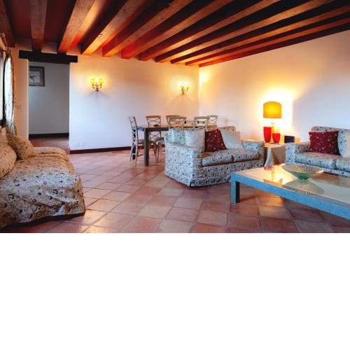 PALAZZO BERNARDO SAN POLO APARTMENT 100 MQ
