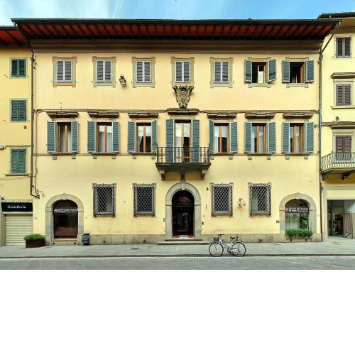 Palazzo Mari suite & rooms b&b