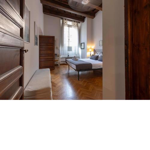 Palazzo Stiozzi-Ridolfi Luxury Apartment