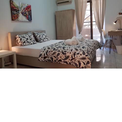 Palette Apartment Bamboo - Athens Center, 6 BD, 3 BATH