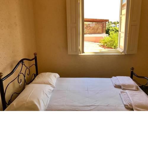 PALIO LIMANI APARTMENTS