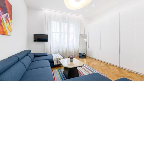 Palisady Charm - Stylish High Ceiling, Downtown, Parking