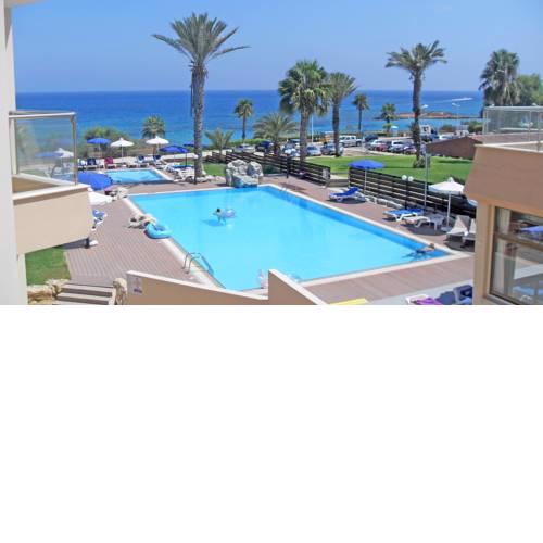 Pallinio Court Beach Apartments