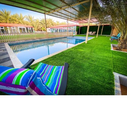 Palm Escape Farmhouse - By Seven Elements