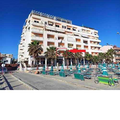 Palm Trees Apartment Durres