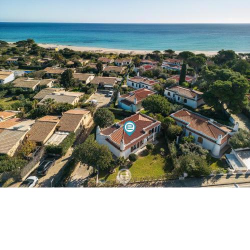 Palm Villa - 50m from the sea