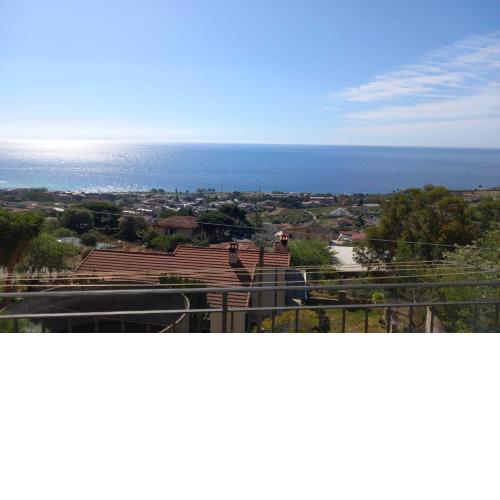 Palms Villa - Sea View - Happy Rentals