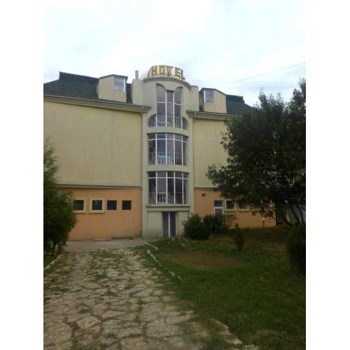 Pancho Family Hotel