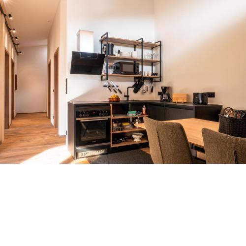 Panorama-Neubau-Wohnung SAUNA, RAD-Skiraum, Lift!