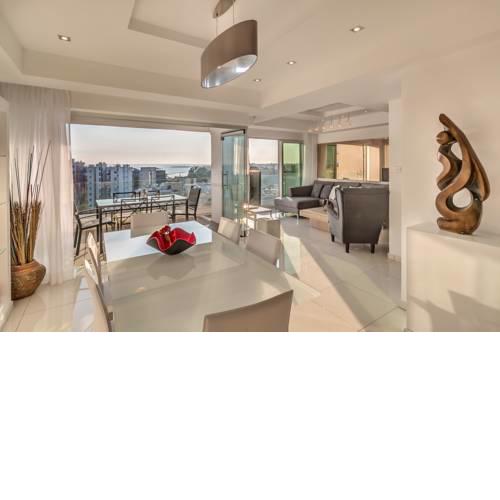 Panorama Sea View Apartment
