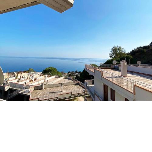 Panoramic Sea Apartment in Letojanni