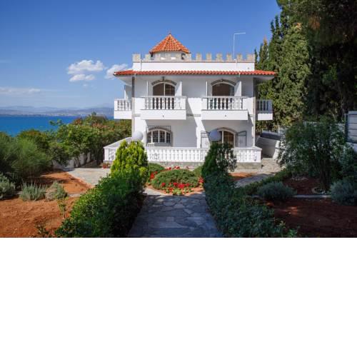 Panoramic view Luxury Villa by the Sea in Paralia Avlidas (Evia)