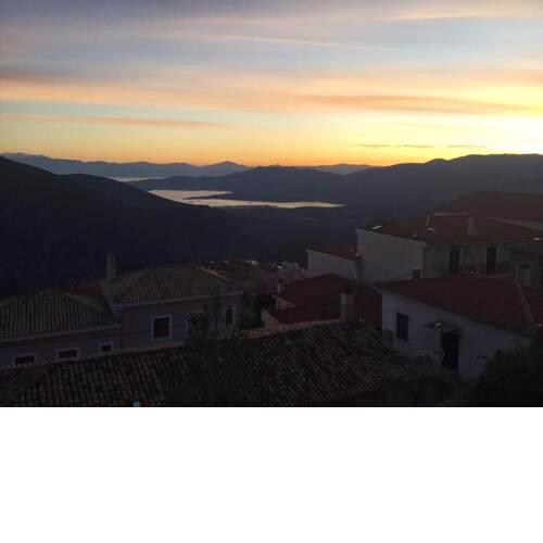 Panoramic View Studio Apartment