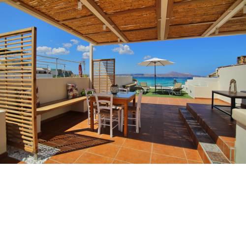 Panos Apartment